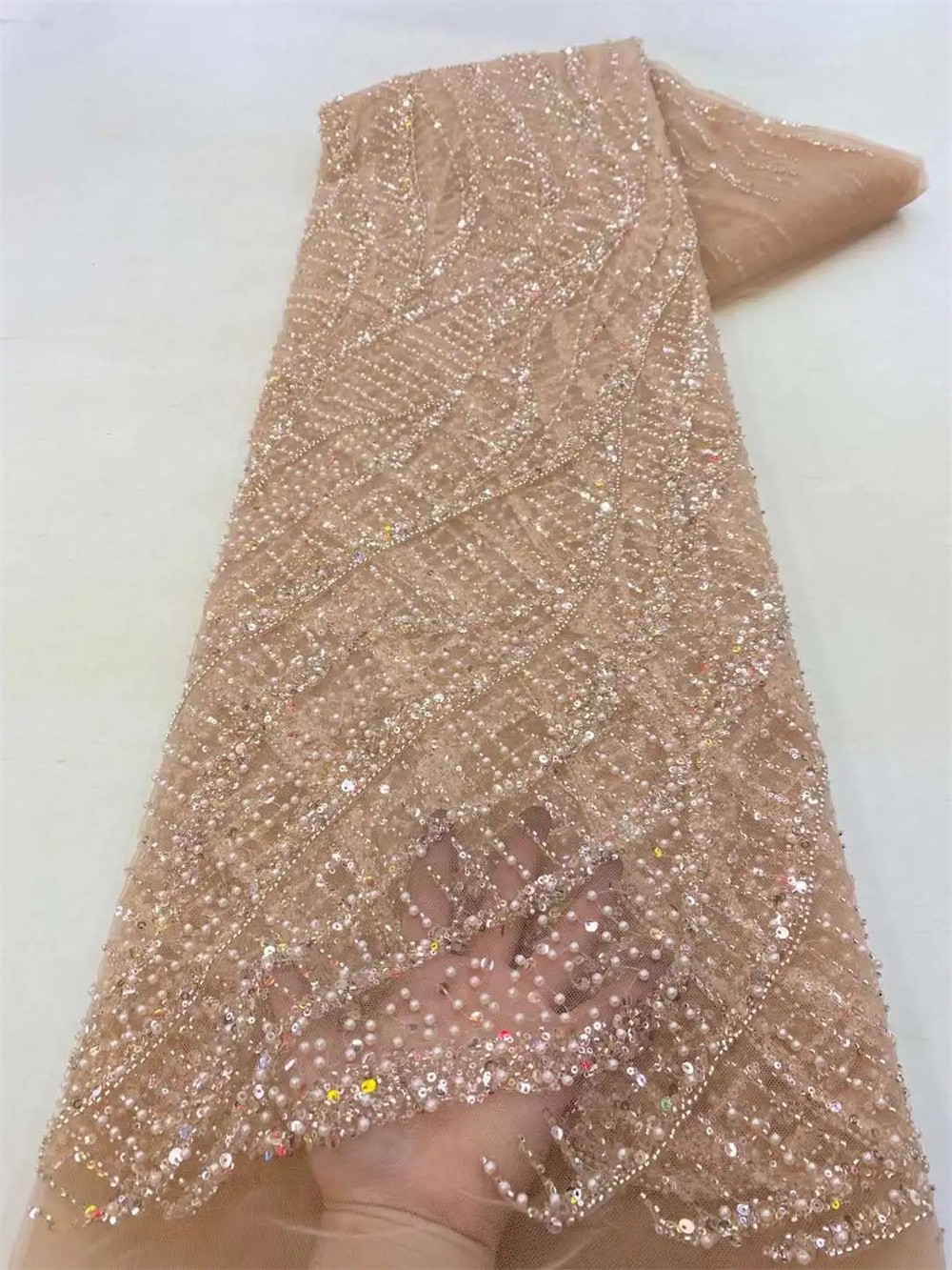 African Sequins Beaded Groom L - Glitter Tablecloth บทวิจารณ์และราคา