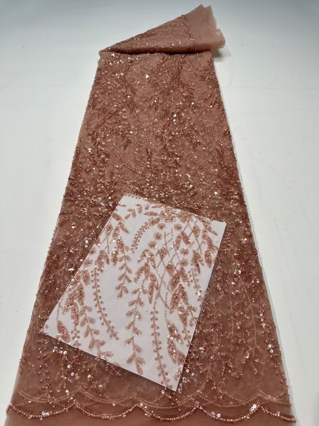 French Lace Fabrics 2026 High  - Glitter Tablecloth บทวิจารณ์และราคา