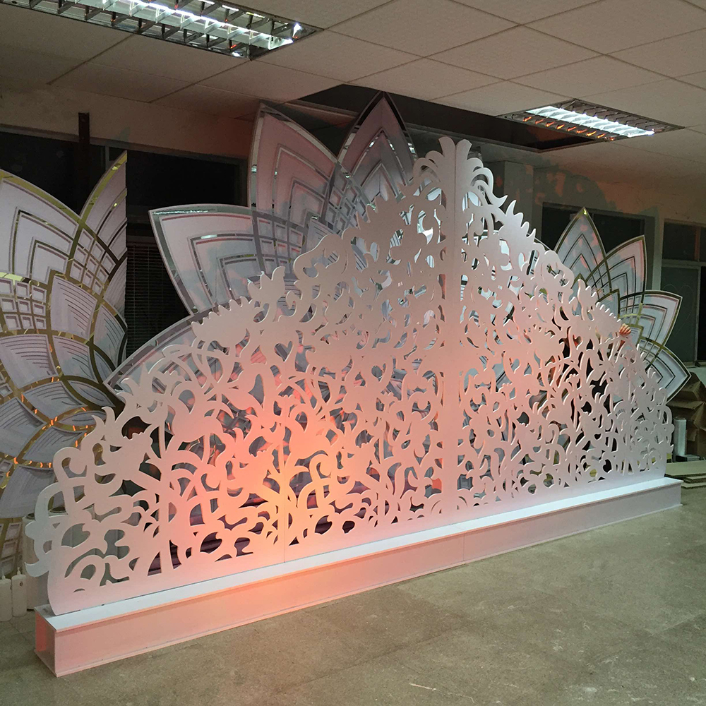 Latest Creative Design White A - Party Event Supplier บทวิจารณ์และราคา